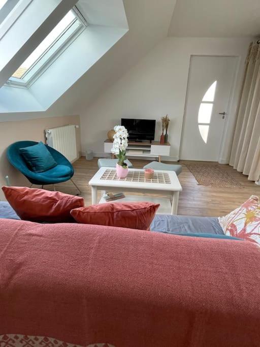 Cosy Sous Les Toits Apartment *